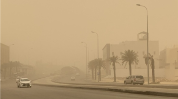 رياح مُحمَّلة بالأتربة تضرب 3 مناطق غدًا.. و«الأرصاد» تُوصي المواطنين بـالكمامة| عاجل